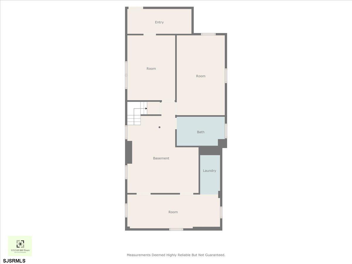 7 N Surrey Ave