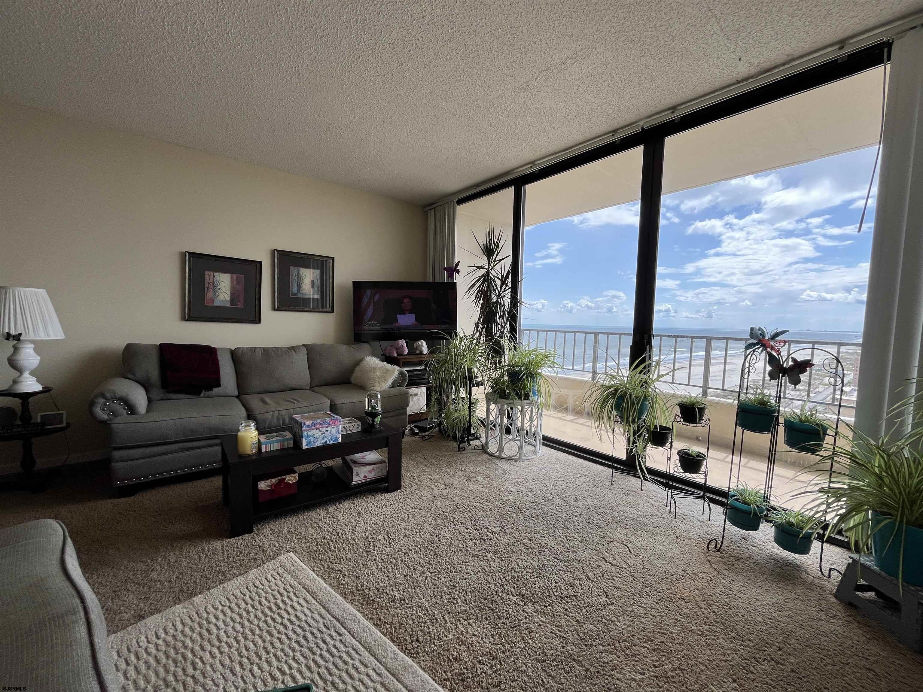 3851 Boardwalk Unit: 1908
