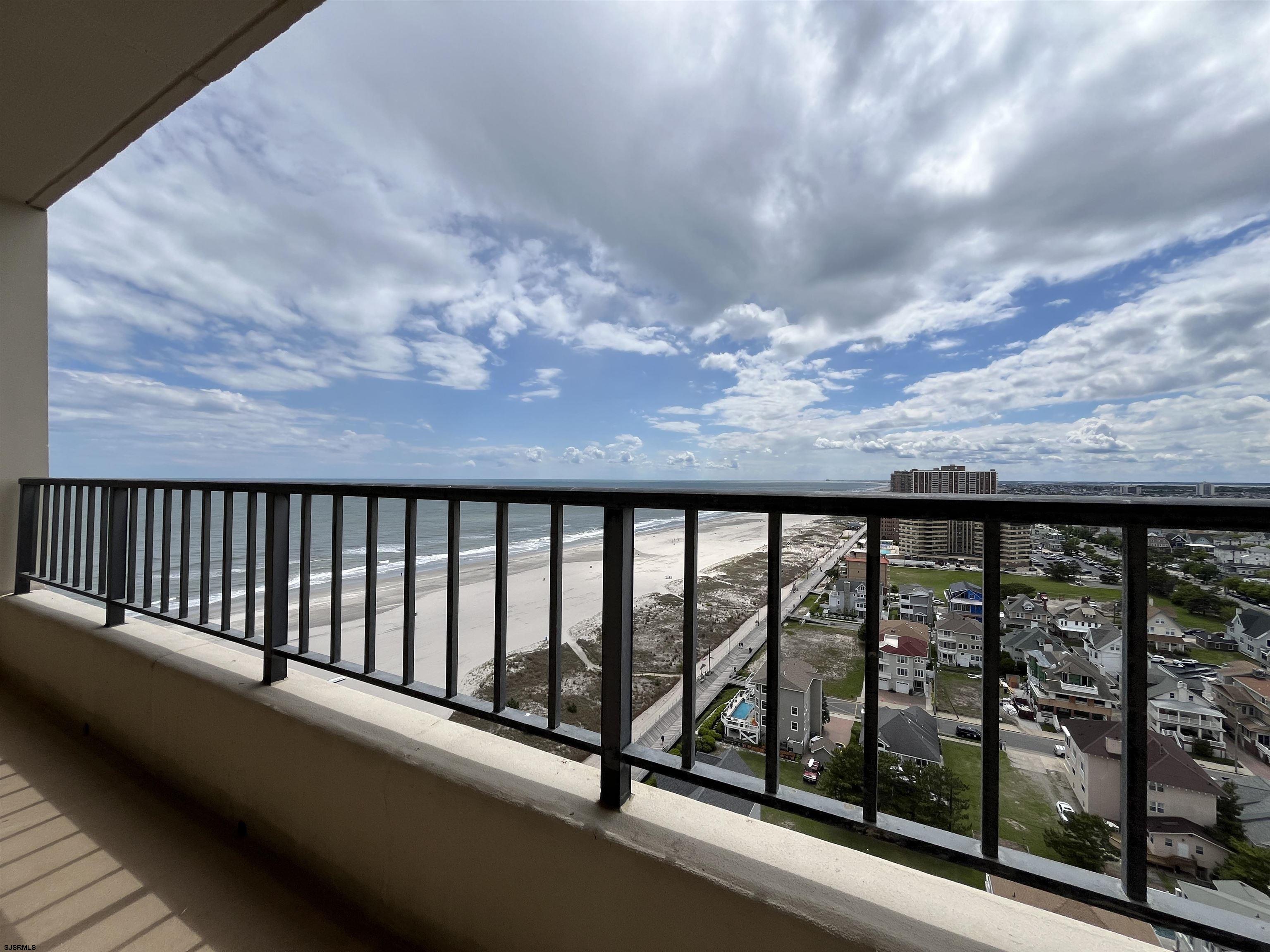 3851 Boardwalk Unit: 1908