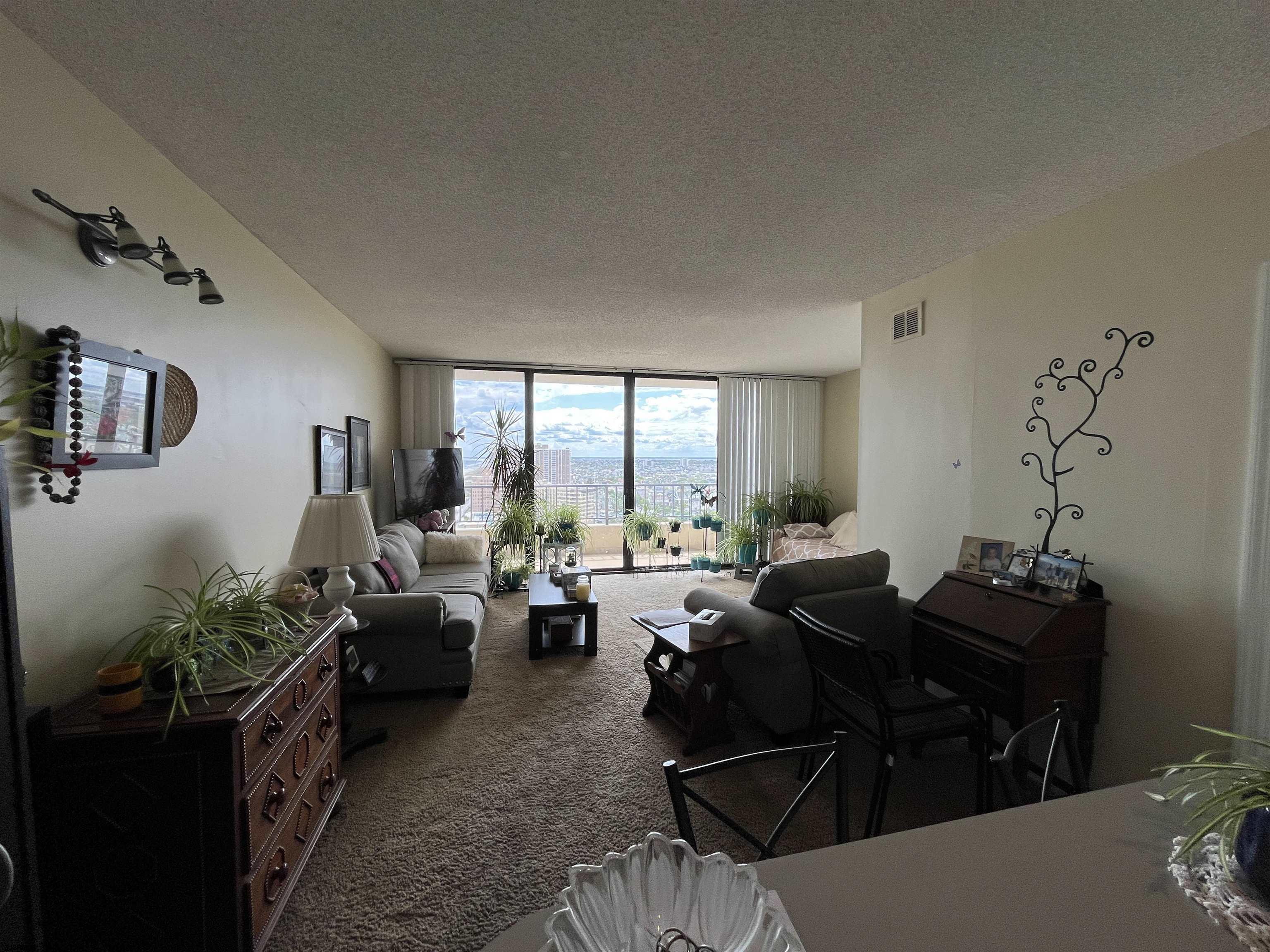 3851 Boardwalk Unit: 1908