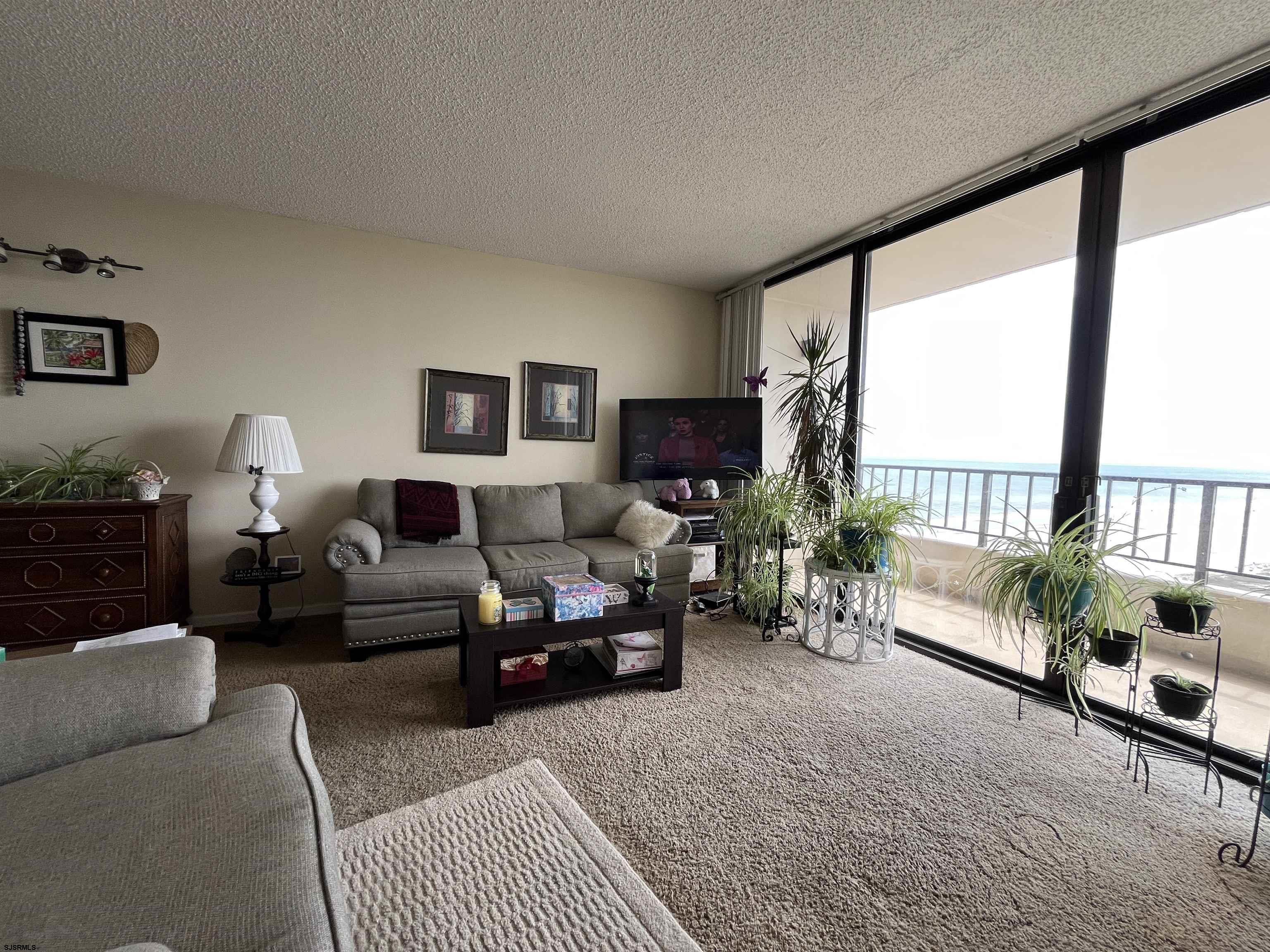 3851 Boardwalk Unit: 1908