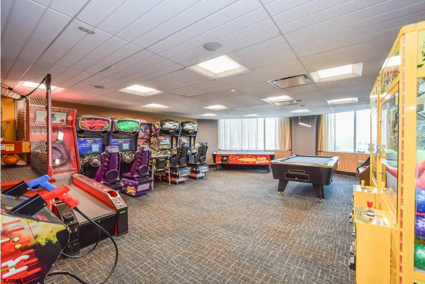 1515 Boardwalk Unit: 1708