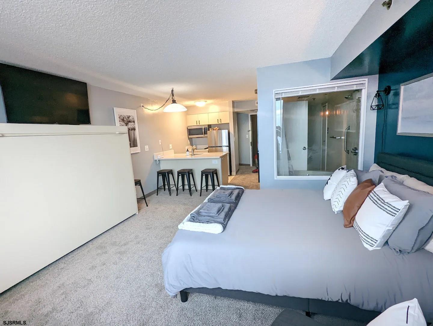 1515 Boardwalk Unit: 1708