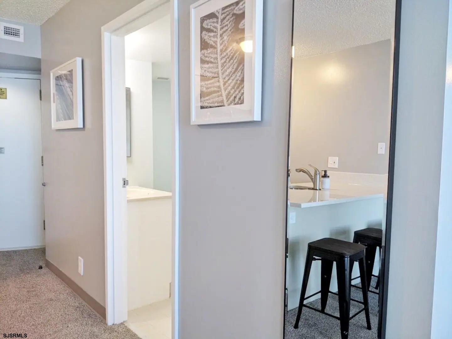 1515 Boardwalk Unit: 1708