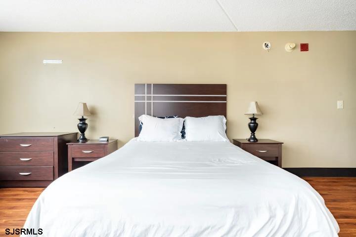 1515 Boardwalk Unit: 2704