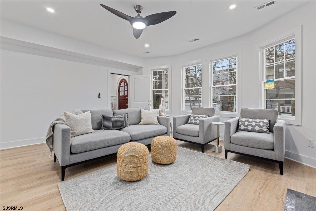 23 N Vassar Square Unit: 1