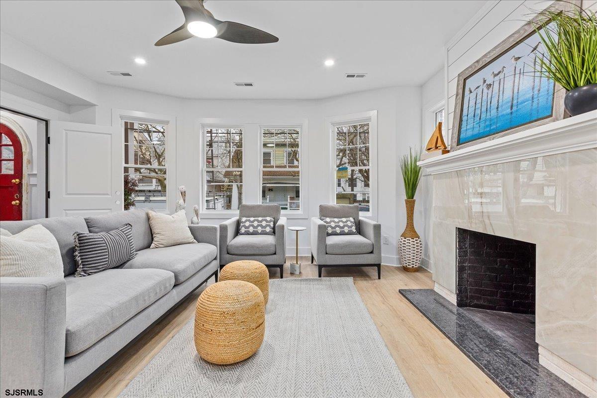 23 N Vassar Square Unit: 1