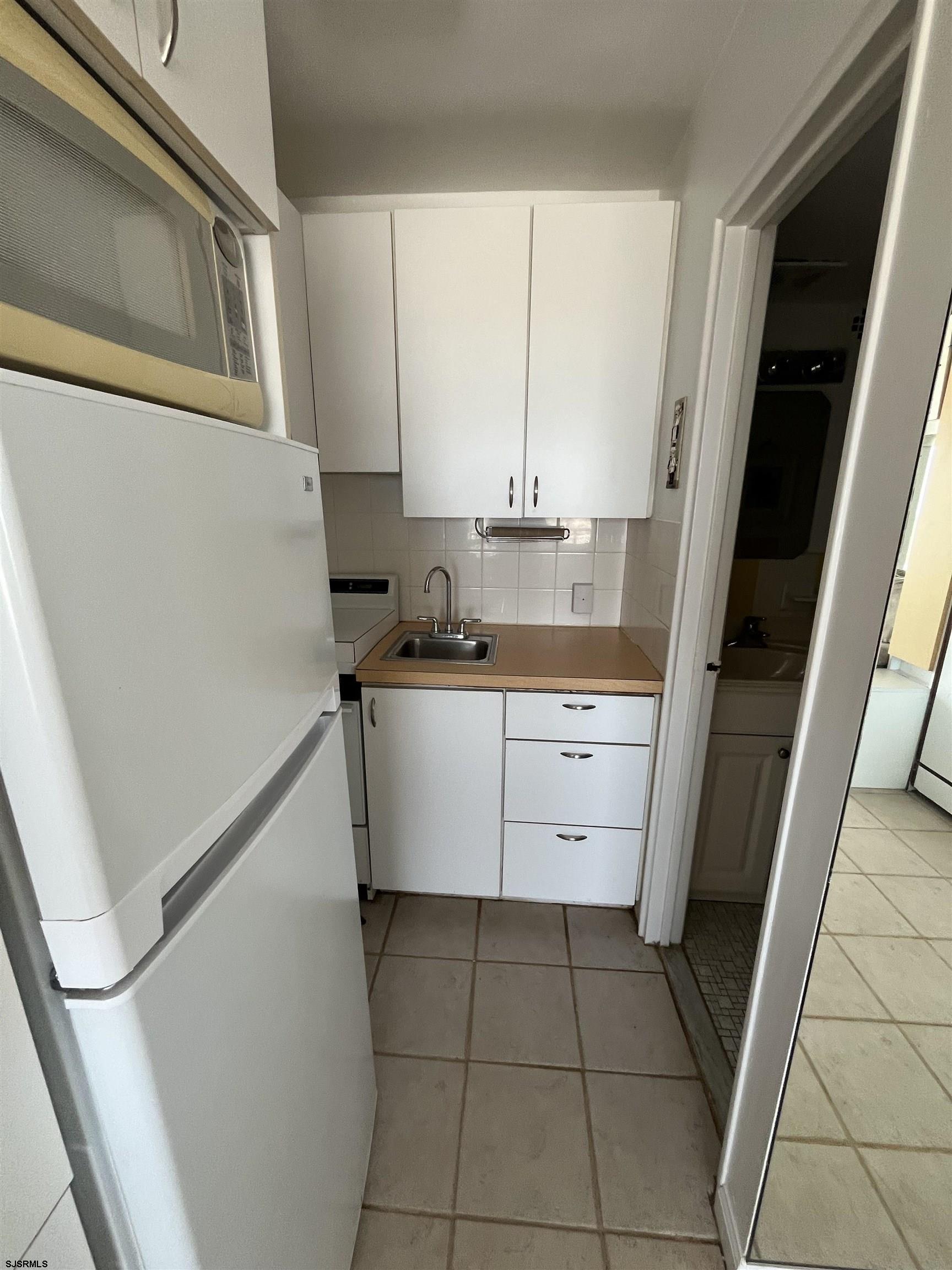 108 S Montpelier Ave Unit: 206