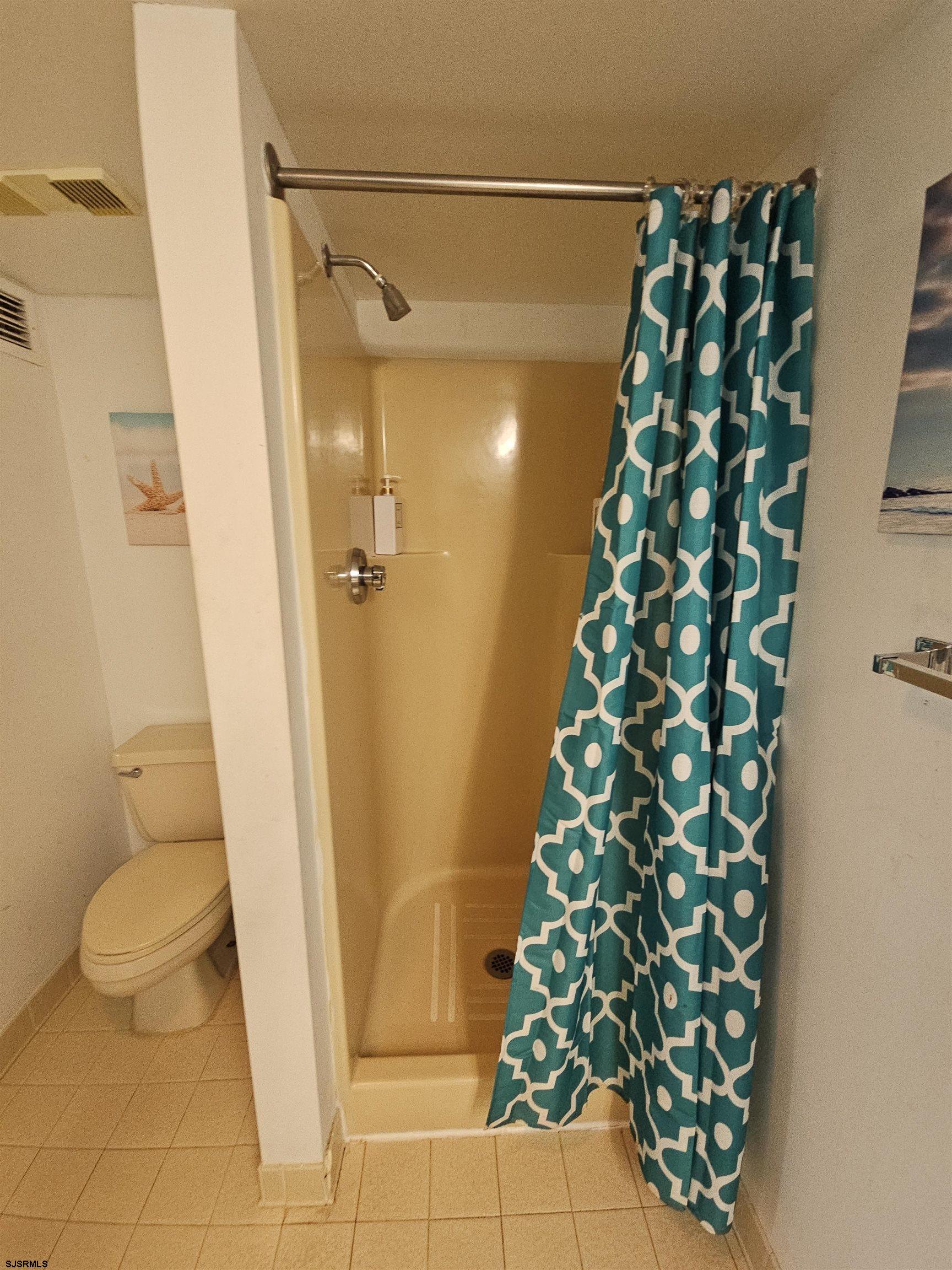 1515 Boardwalk Unit: 2911