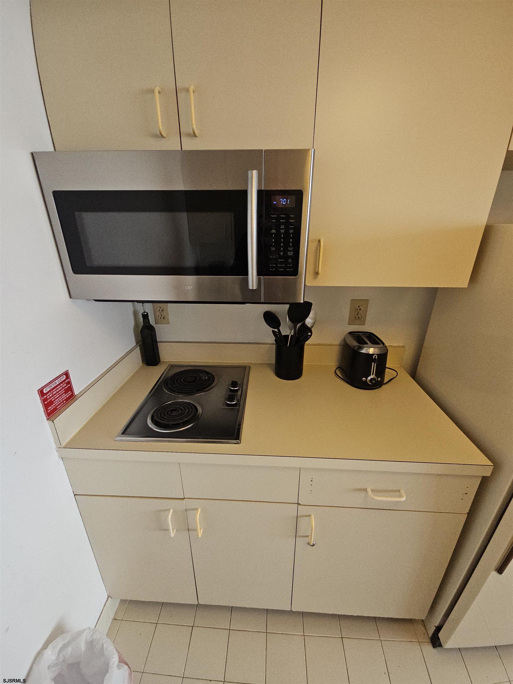 1515 Boardwalk Unit: 2911