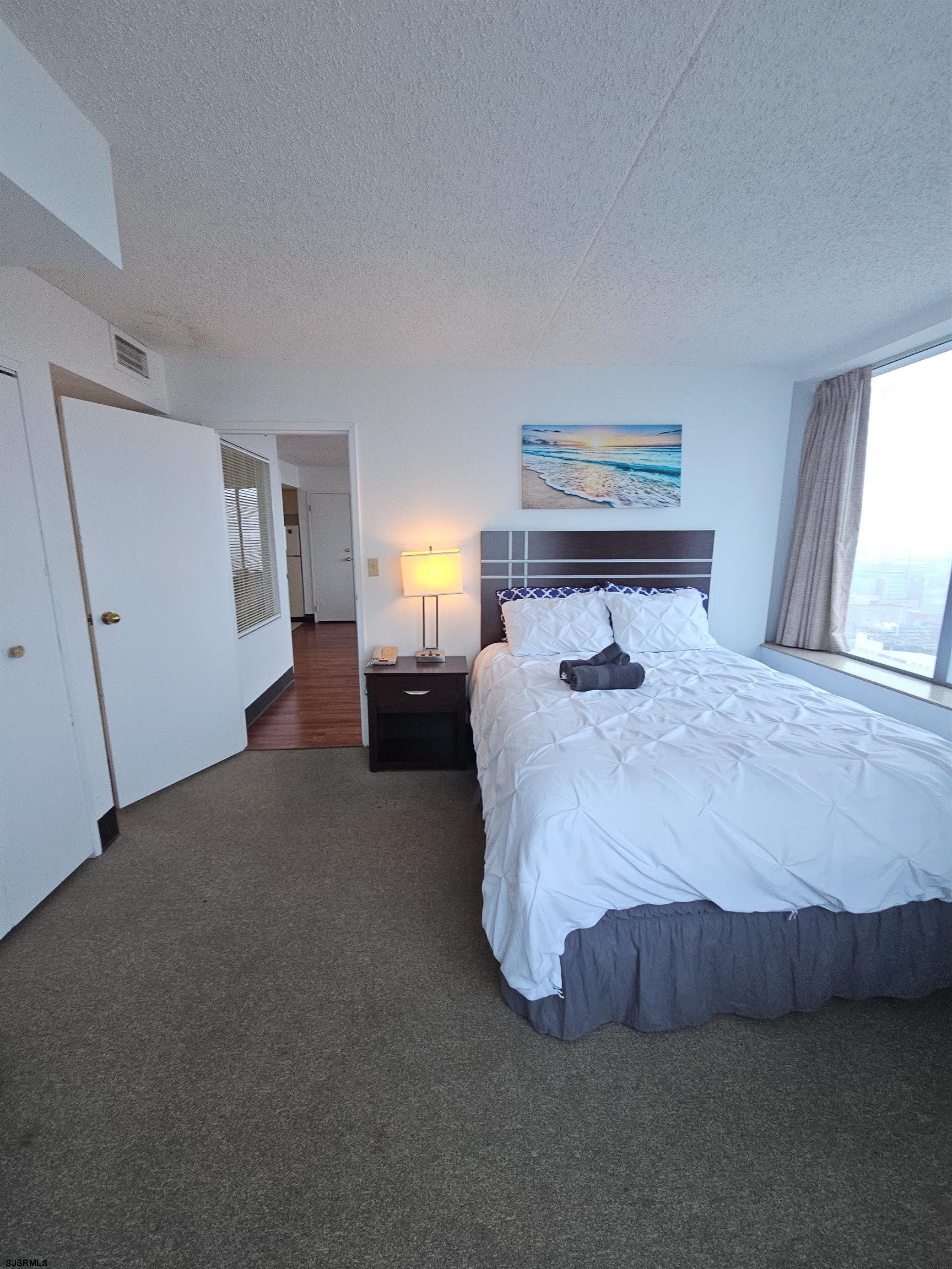 1515 Boardwalk Unit: 2911