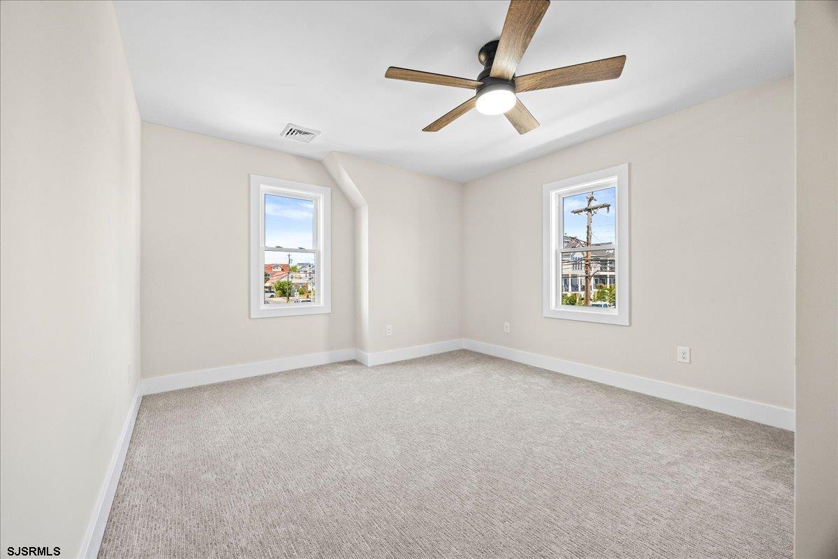 31 N Jasper Ave