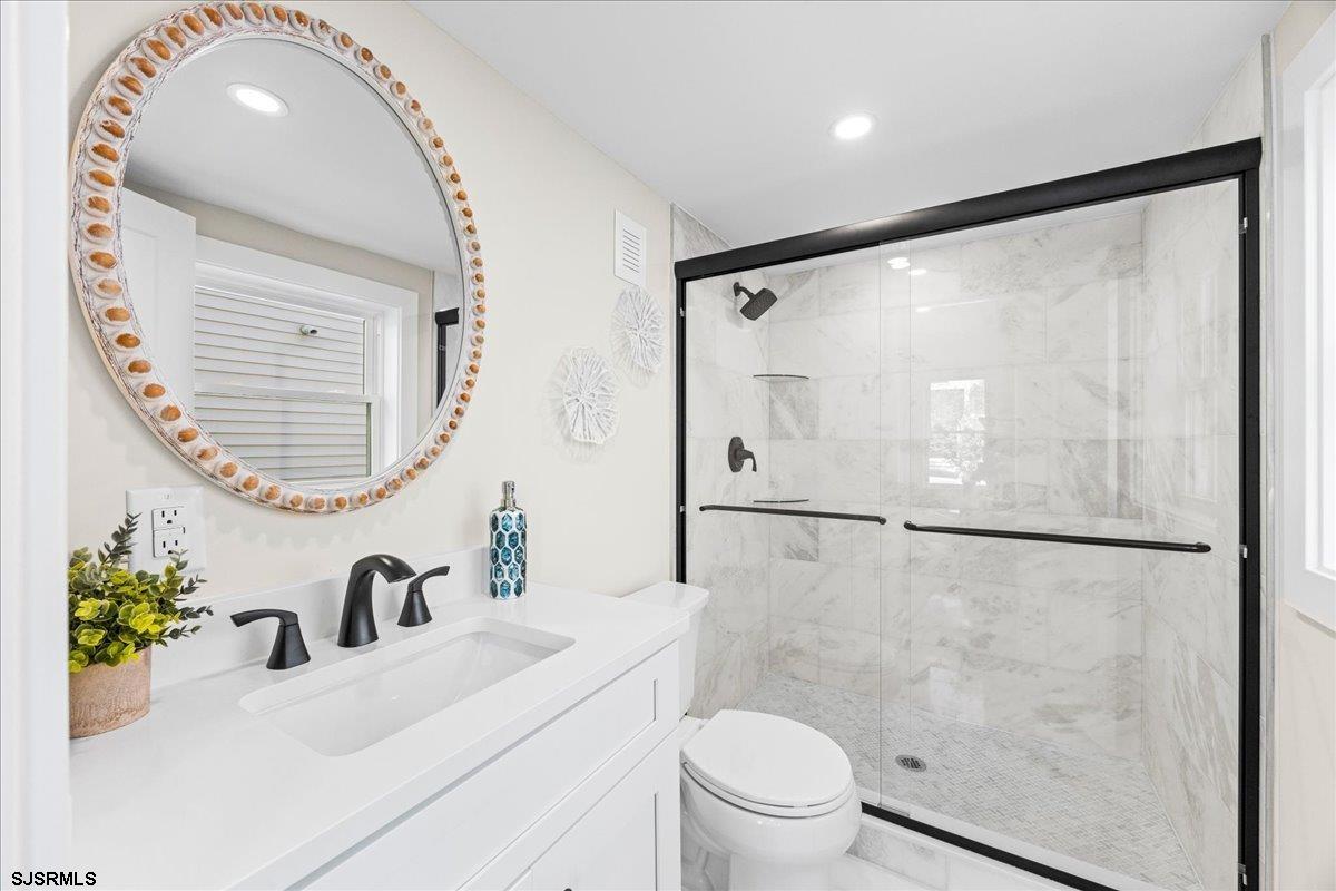 31 N Jasper Ave