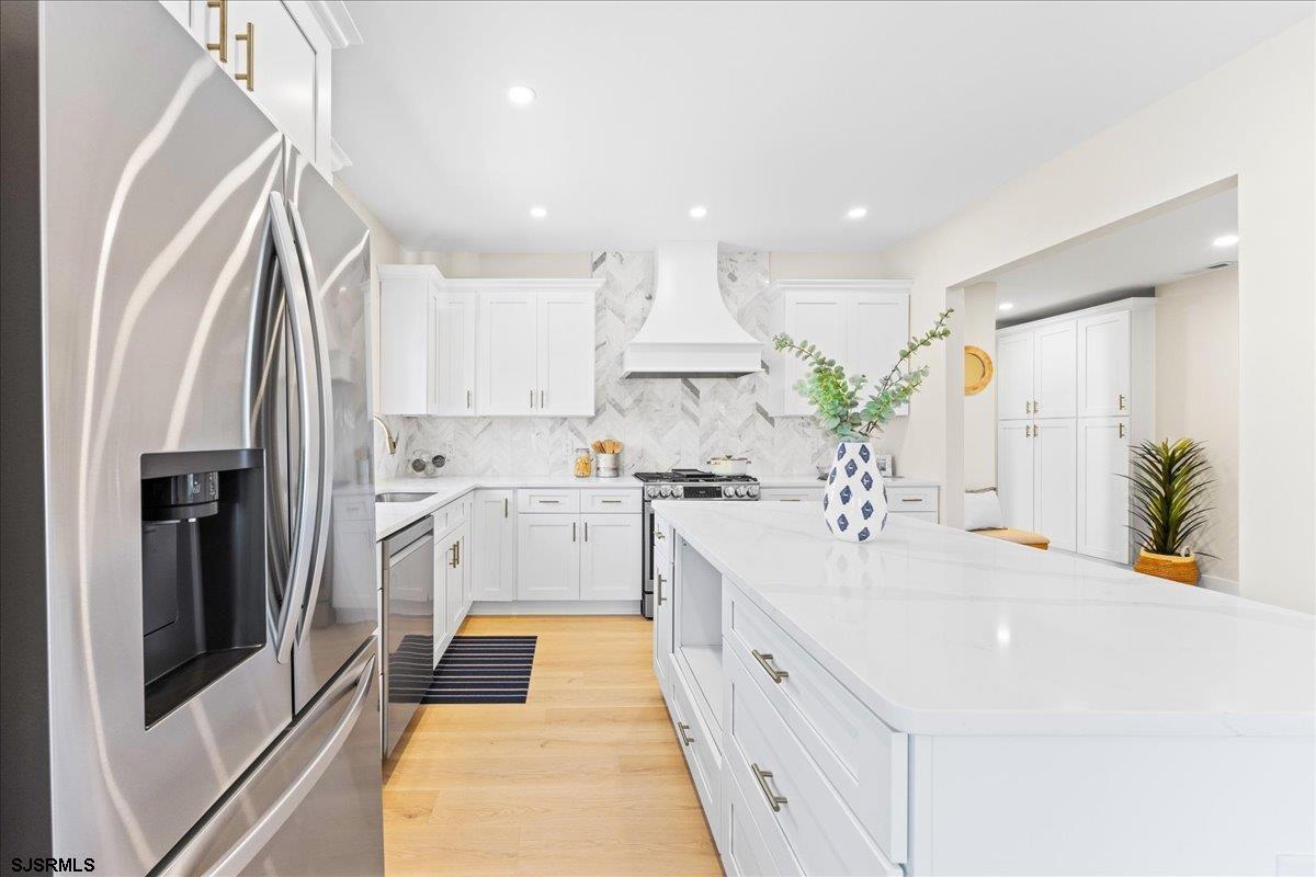 31 N Jasper Ave