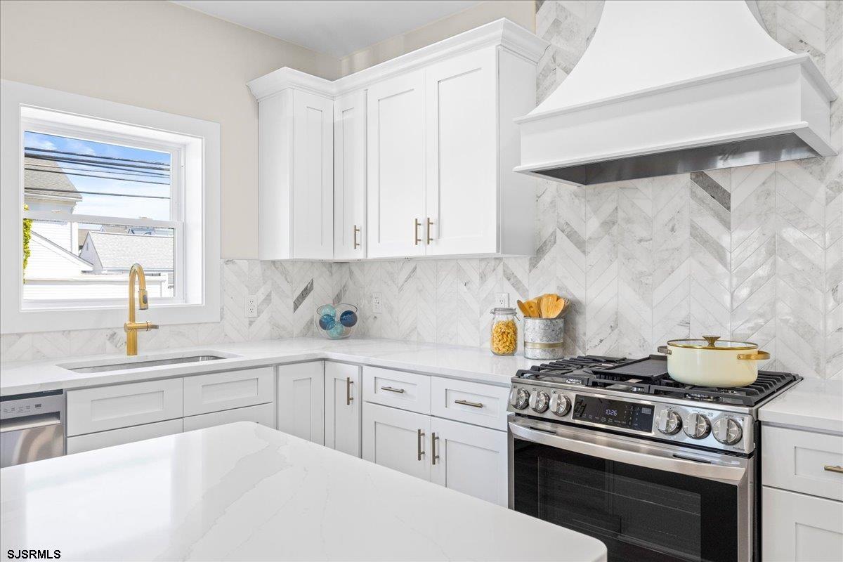31 N Jasper Ave