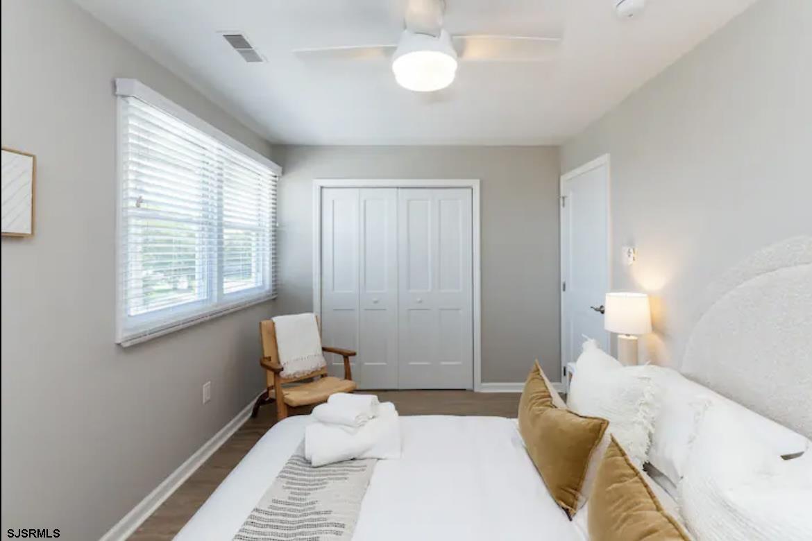 7007 Ventnor Gardens Plaza Unit: 2