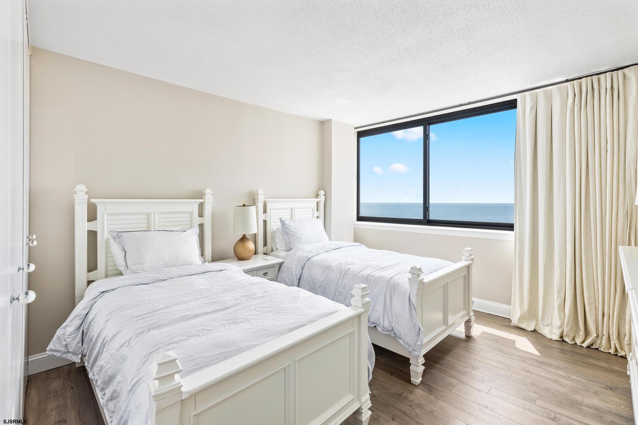 111 S 16th Ave Unit: 622