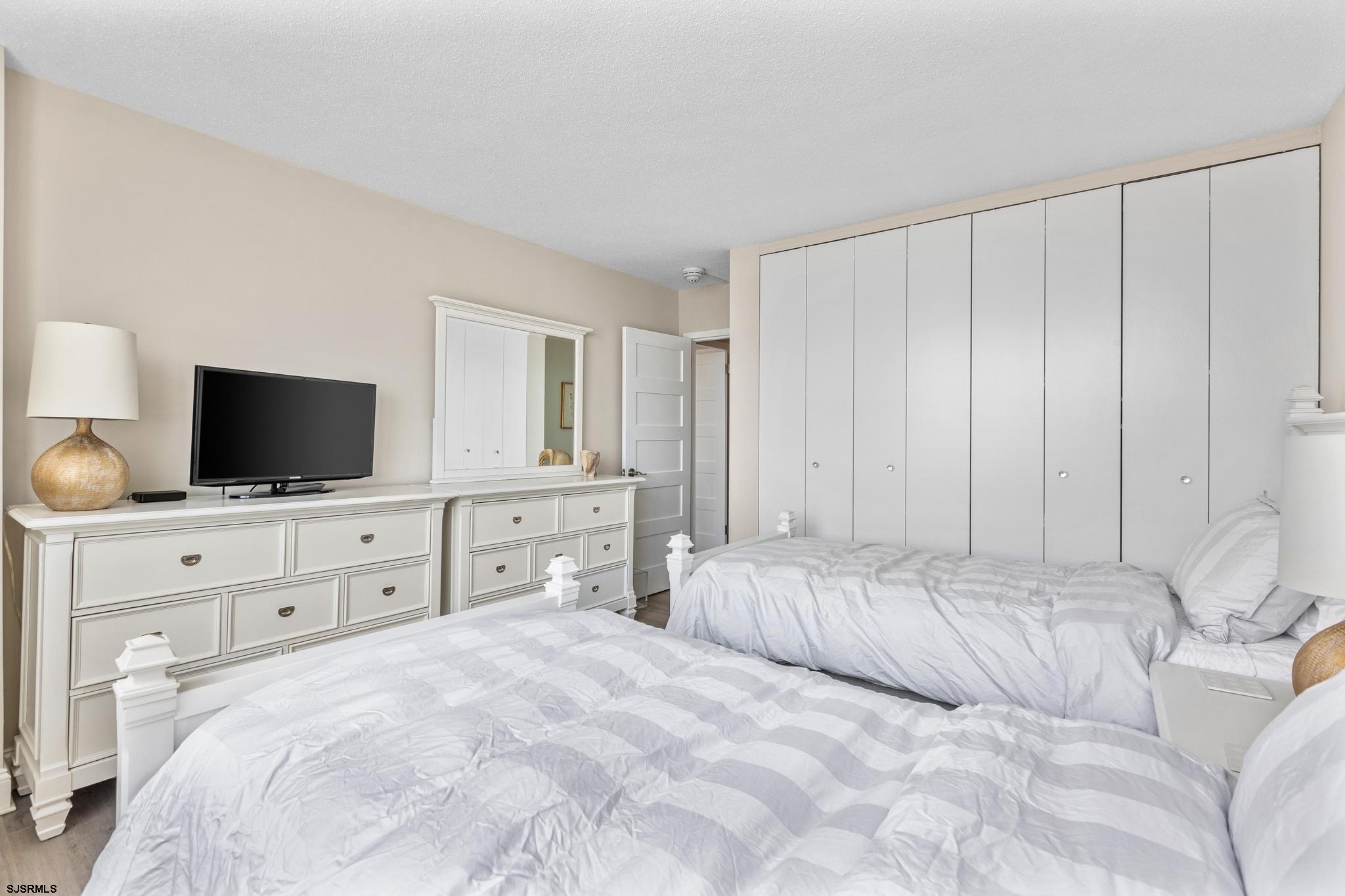 111 S 16th Ave Unit: 622