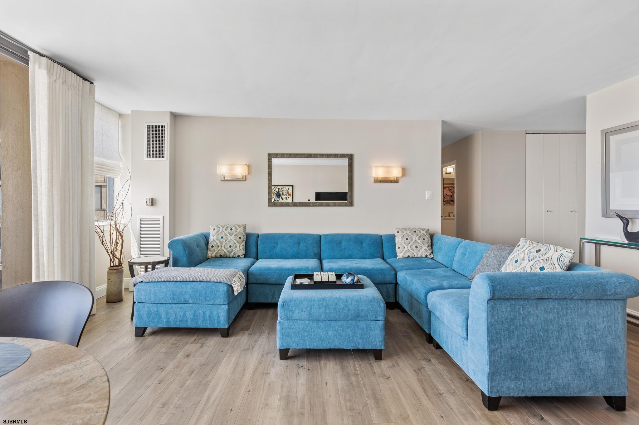 111 S 16th Ave Unit: 622
