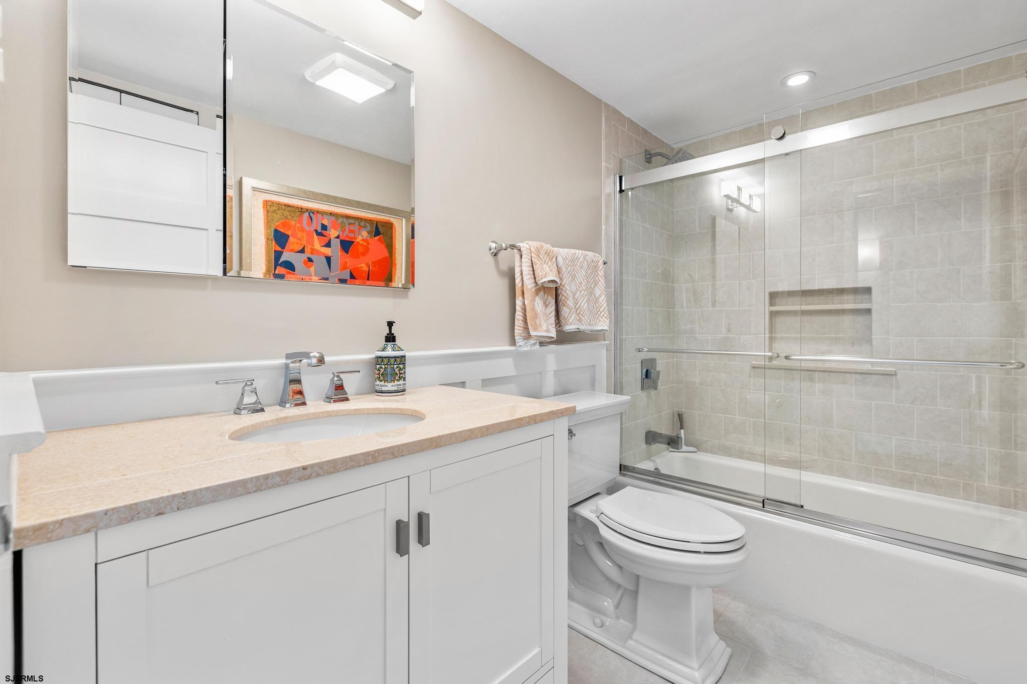 111 S 16th Ave Unit: 622