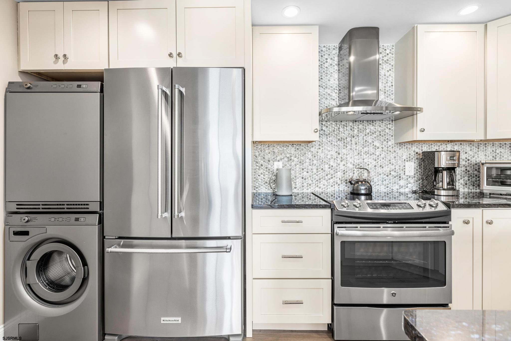 111 S 16th Ave Unit: 622