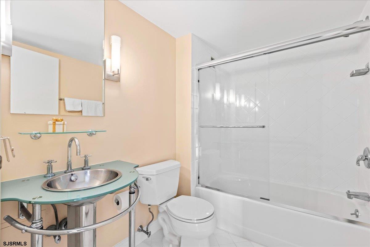 526 Pacific Ave Unit: 1304