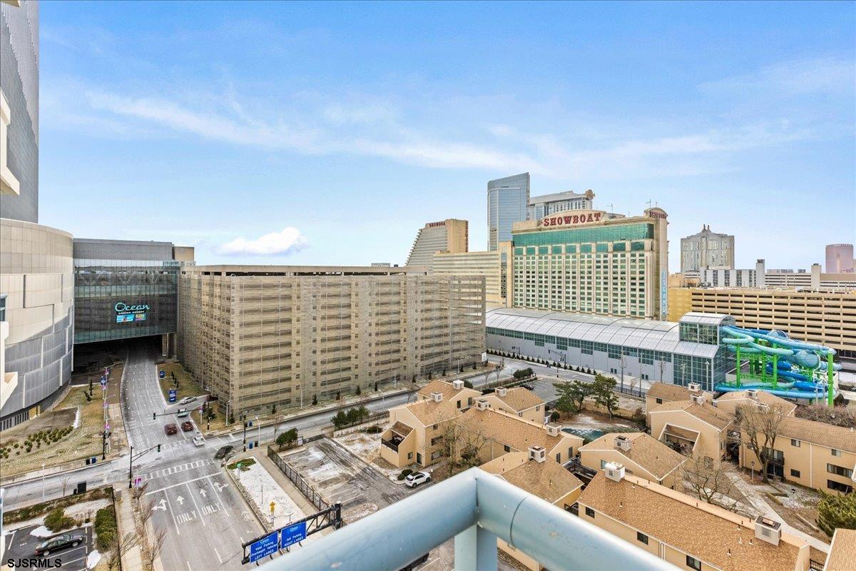 526 Pacific Ave Unit: 1304