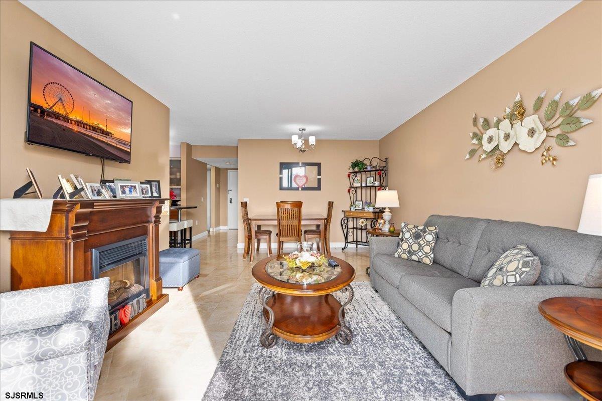 526 Pacific Ave Unit: 1304