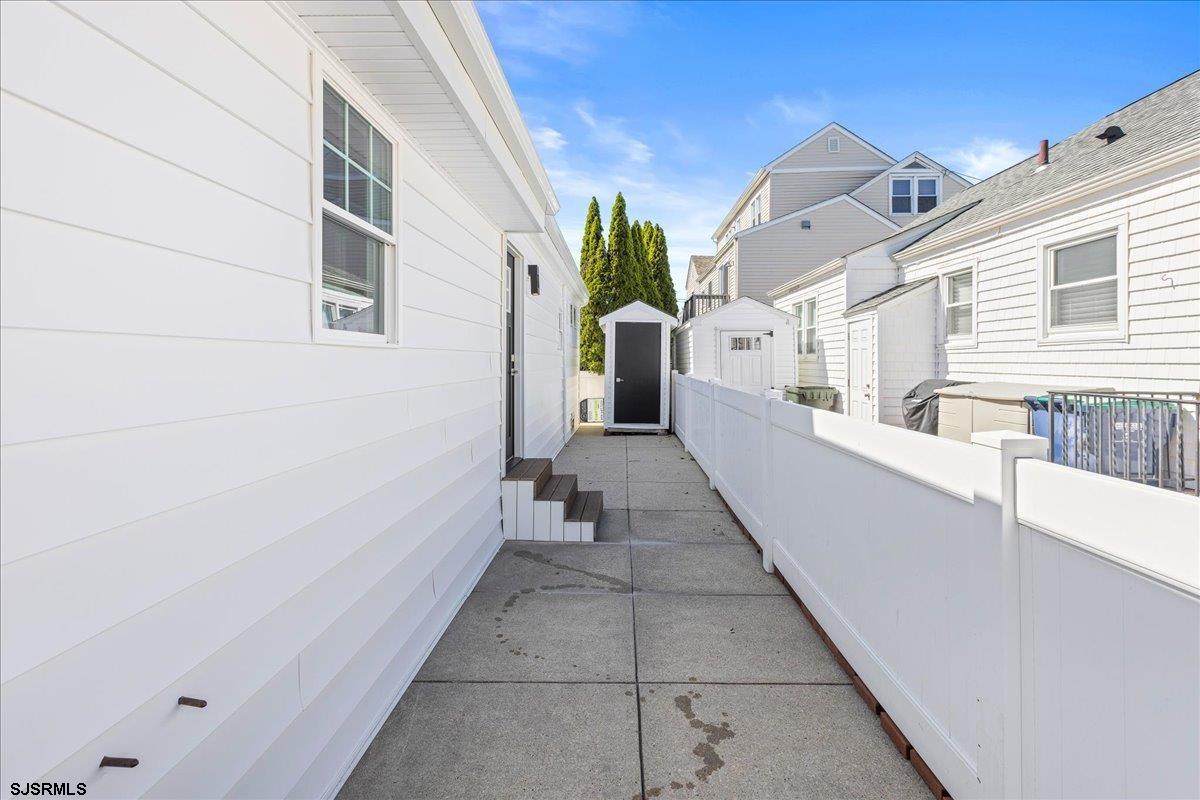 113 N Belmont Ave