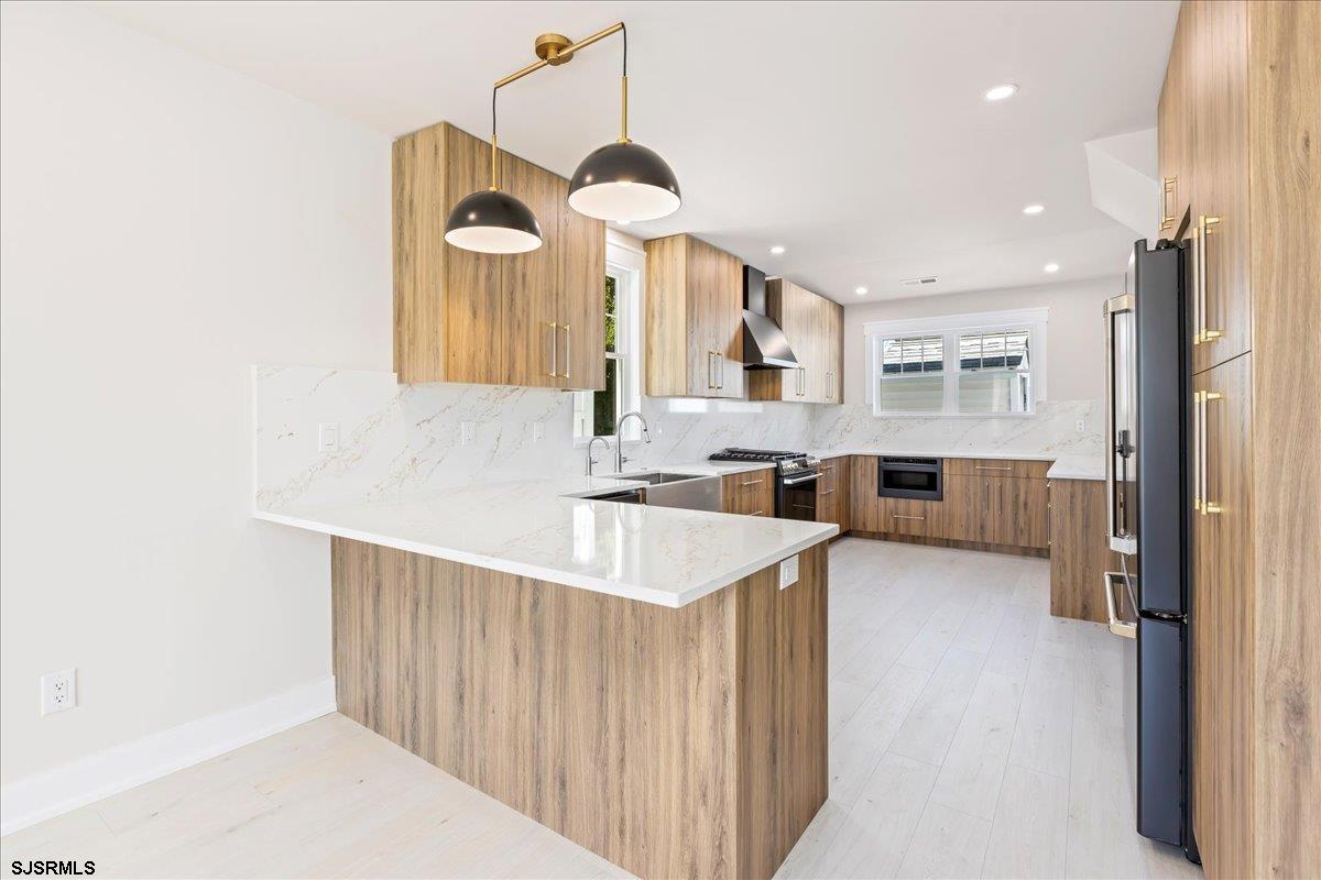 113 N Belmont Ave