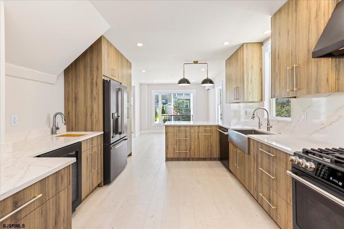 113 N Belmont Ave