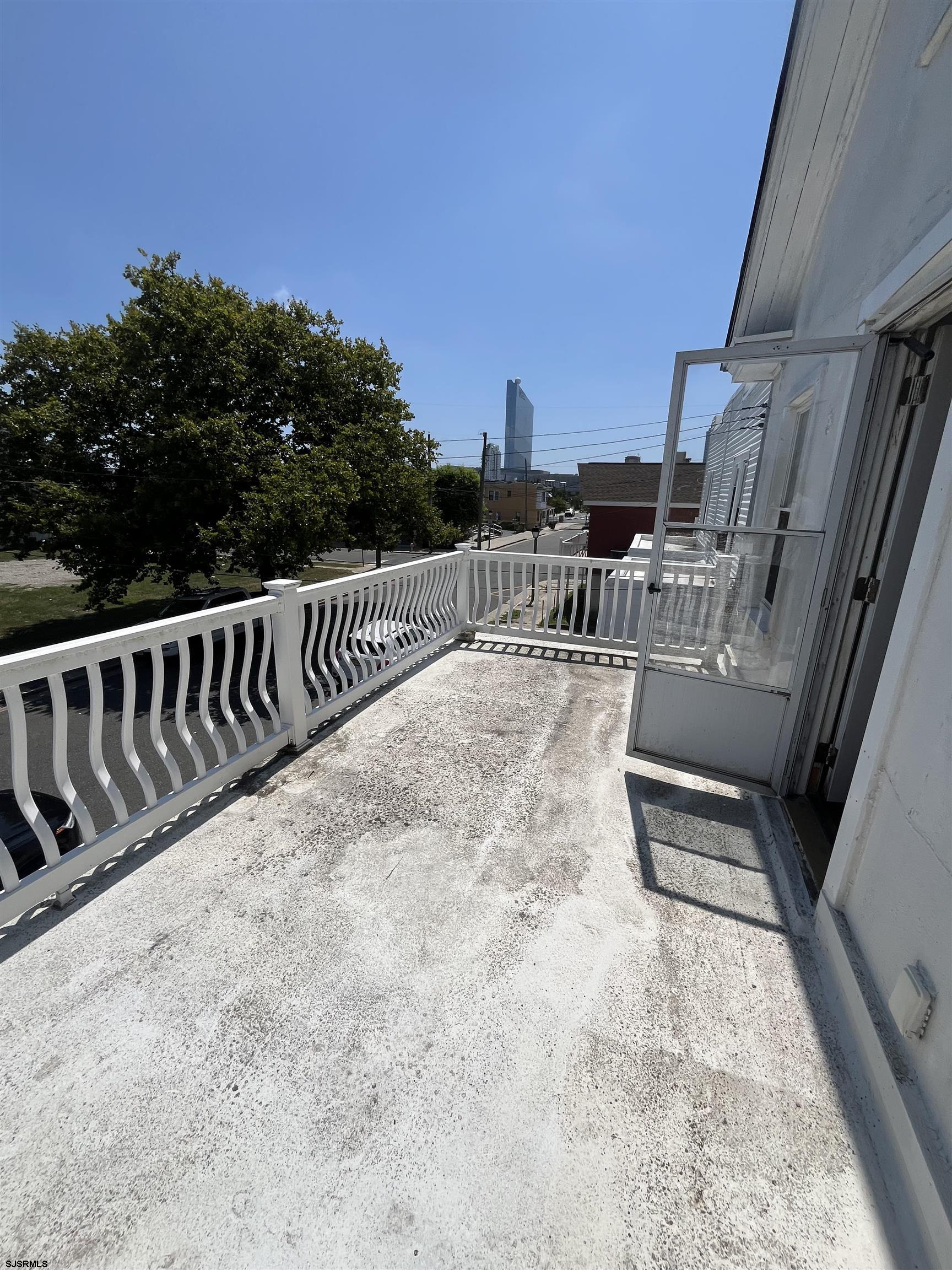 346 N Delaware Ave