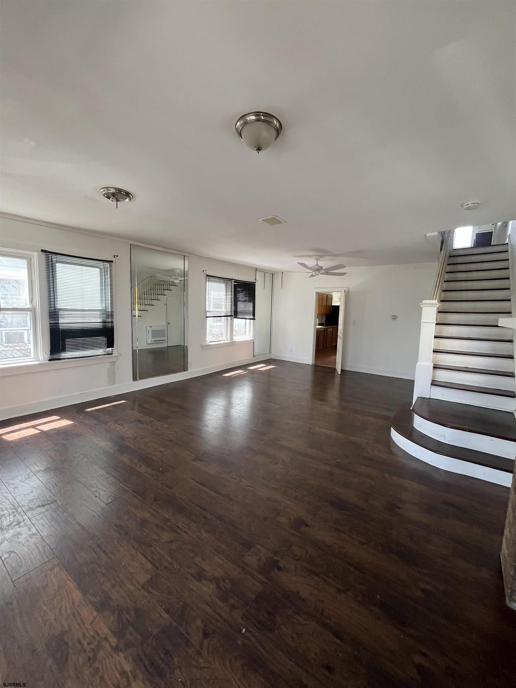346 N Delaware Ave