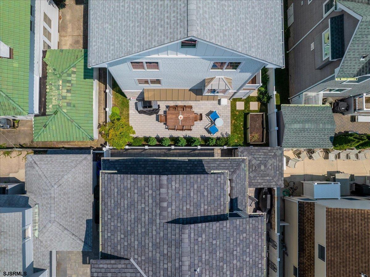 10 S Knight Ave