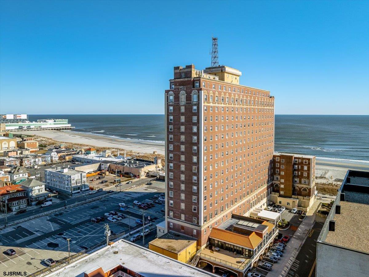 2721 Boardwalk Unit: 320