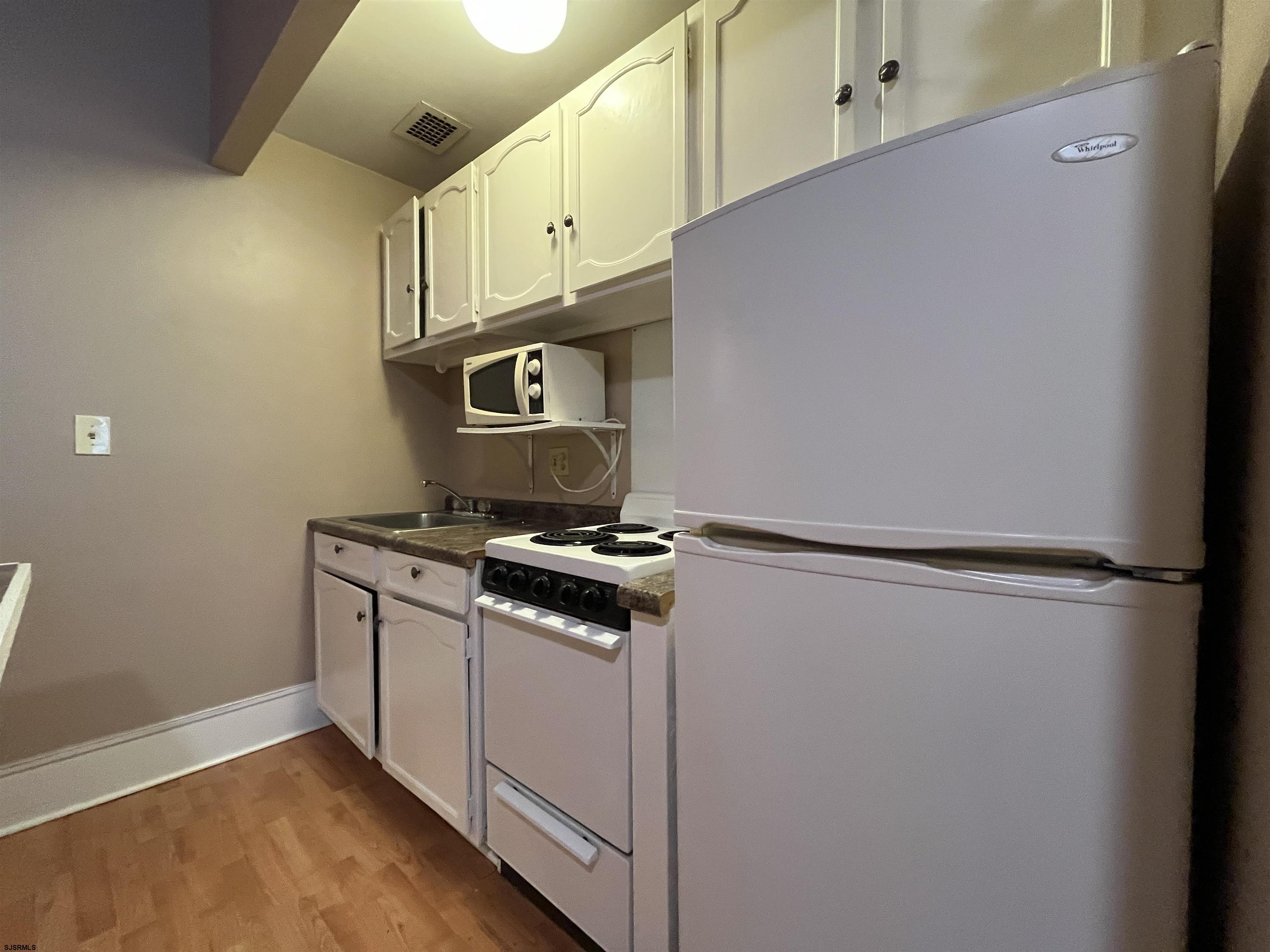 2721 Boardwalk Unit: 320