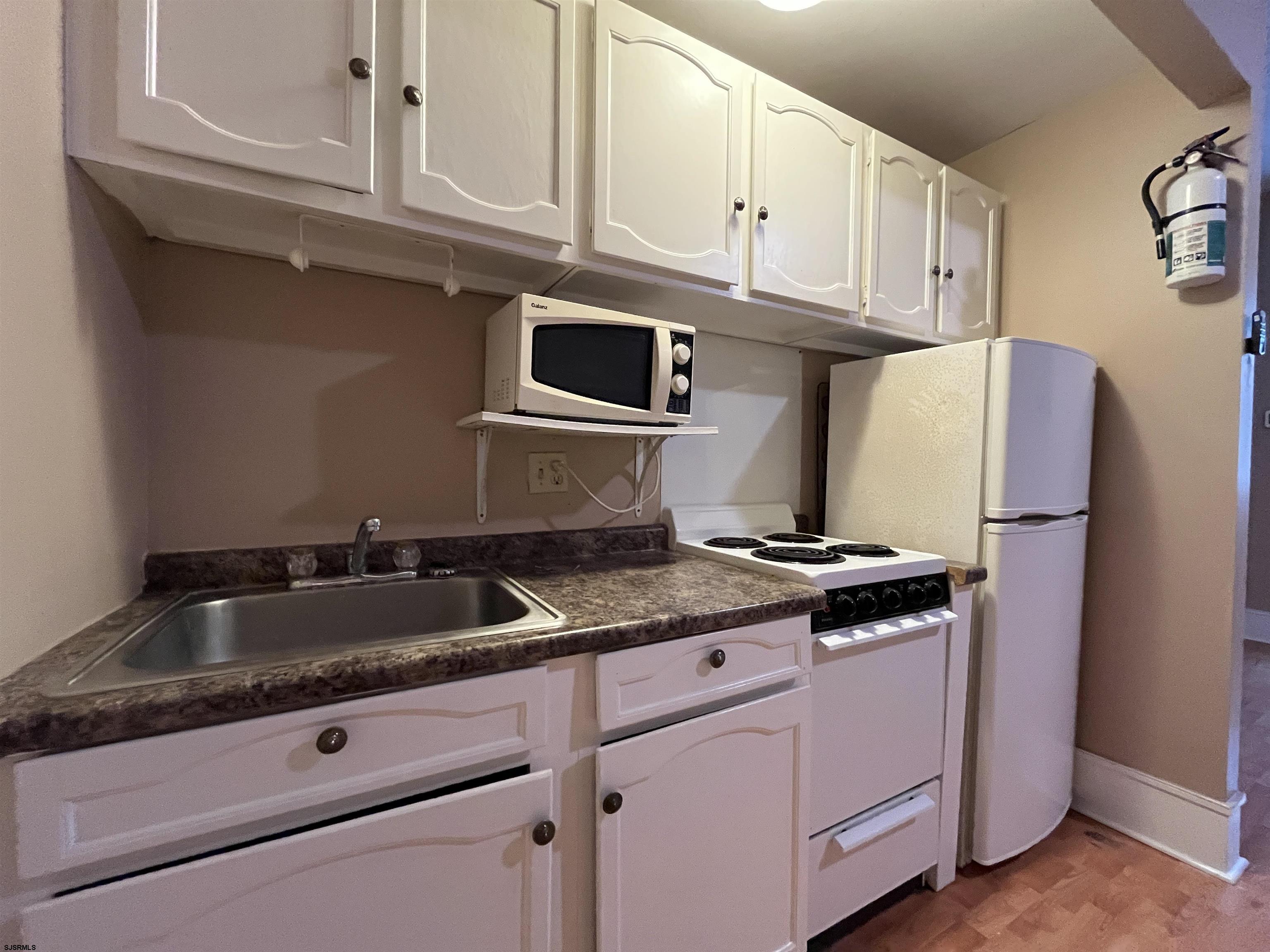 2721 Boardwalk Unit: 320