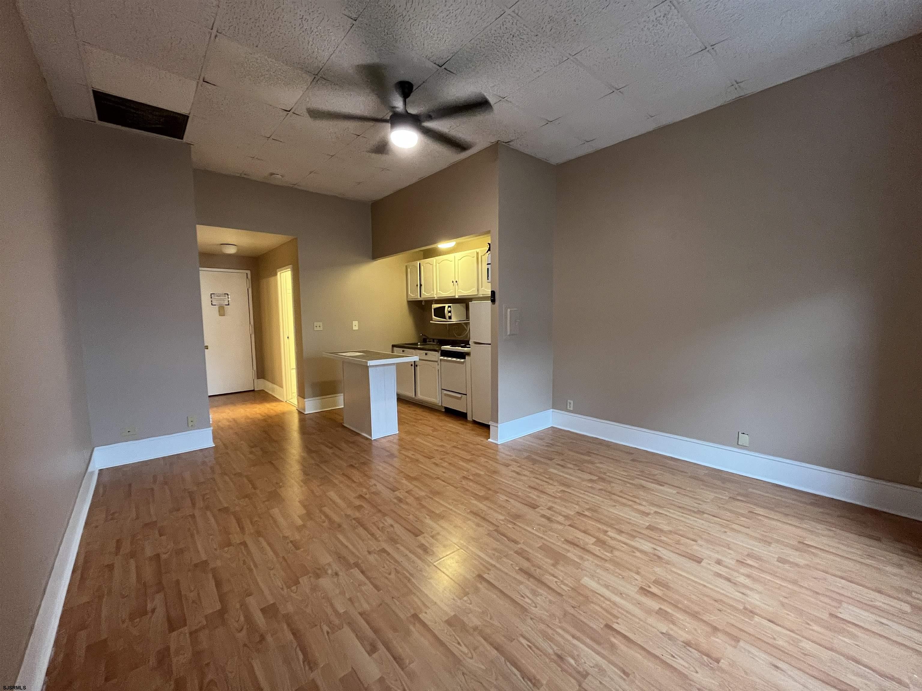 2721 Boardwalk Unit: 320