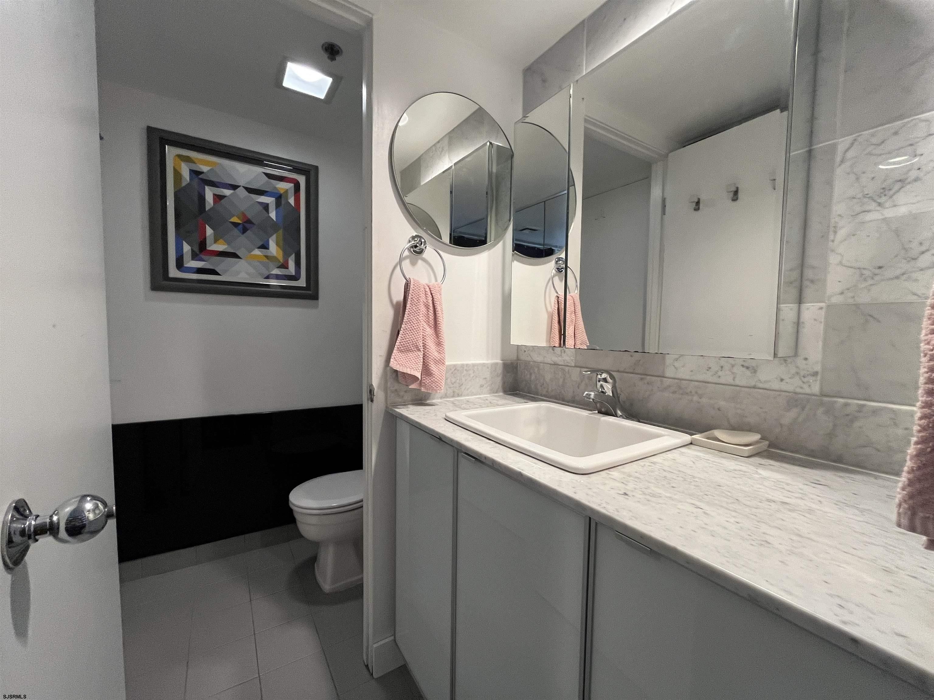 3851 Boardwalk Unit: 1108