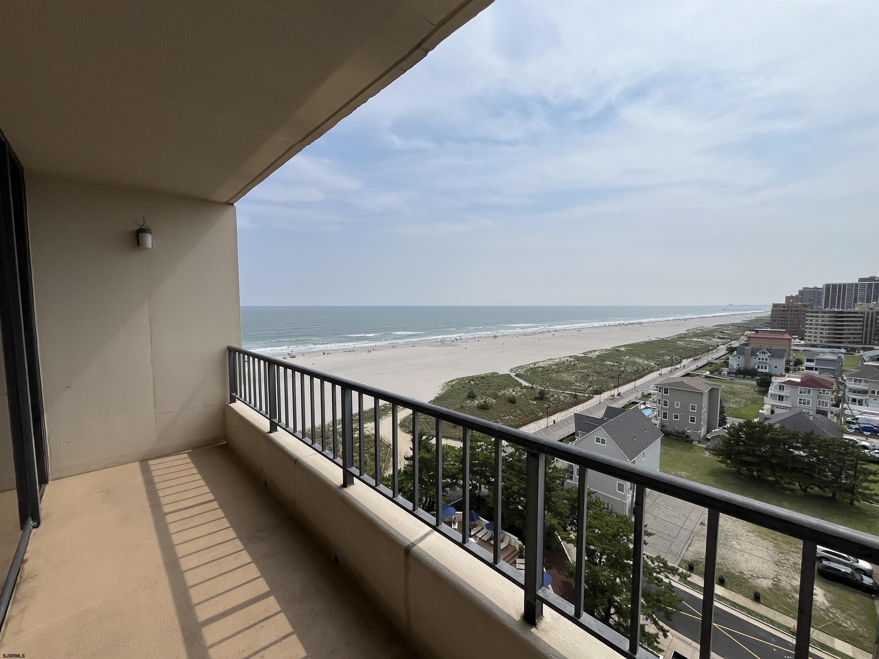 3851 Boardwalk Unit: 1108