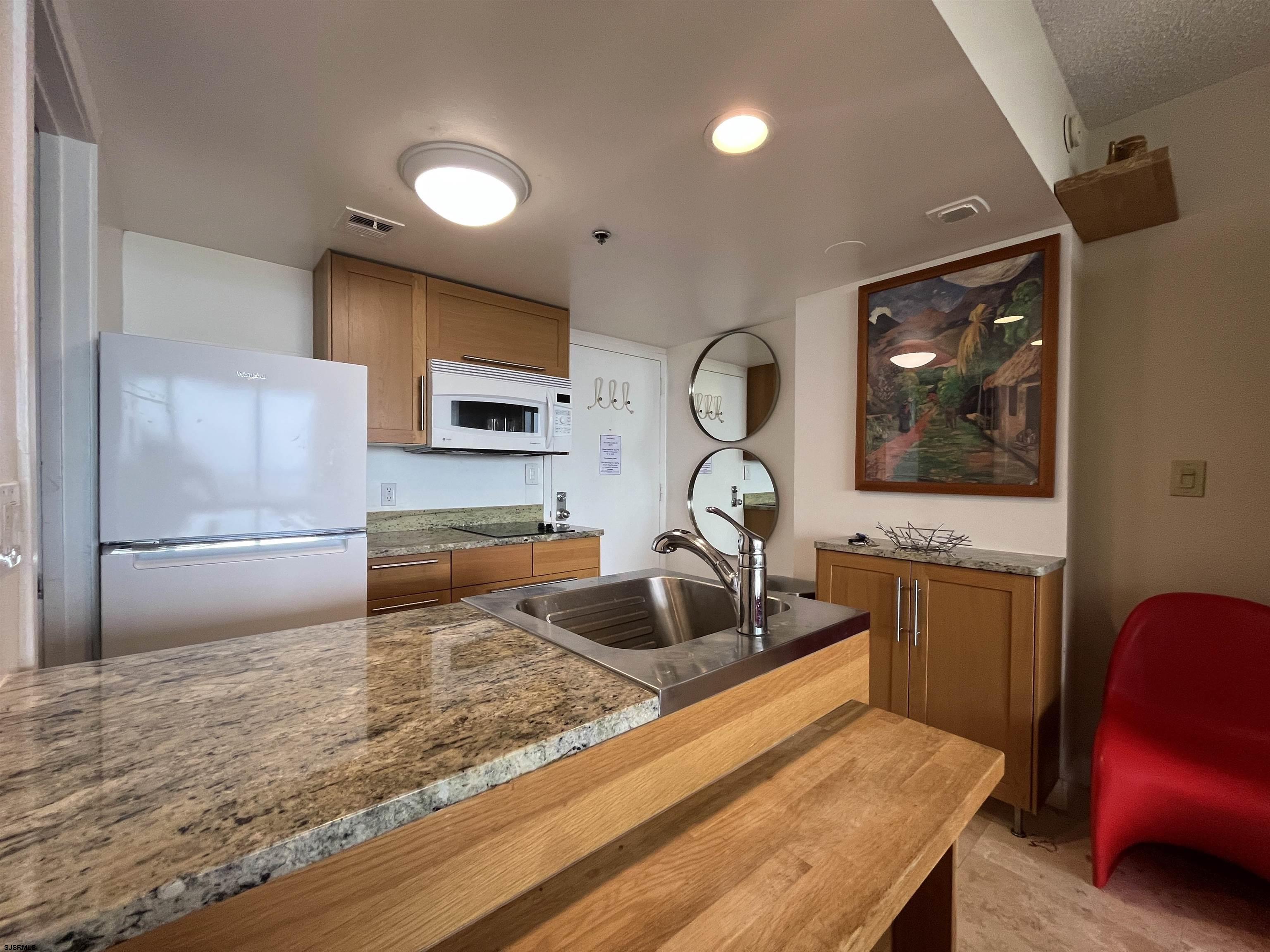 3851 Boardwalk Unit: 1108