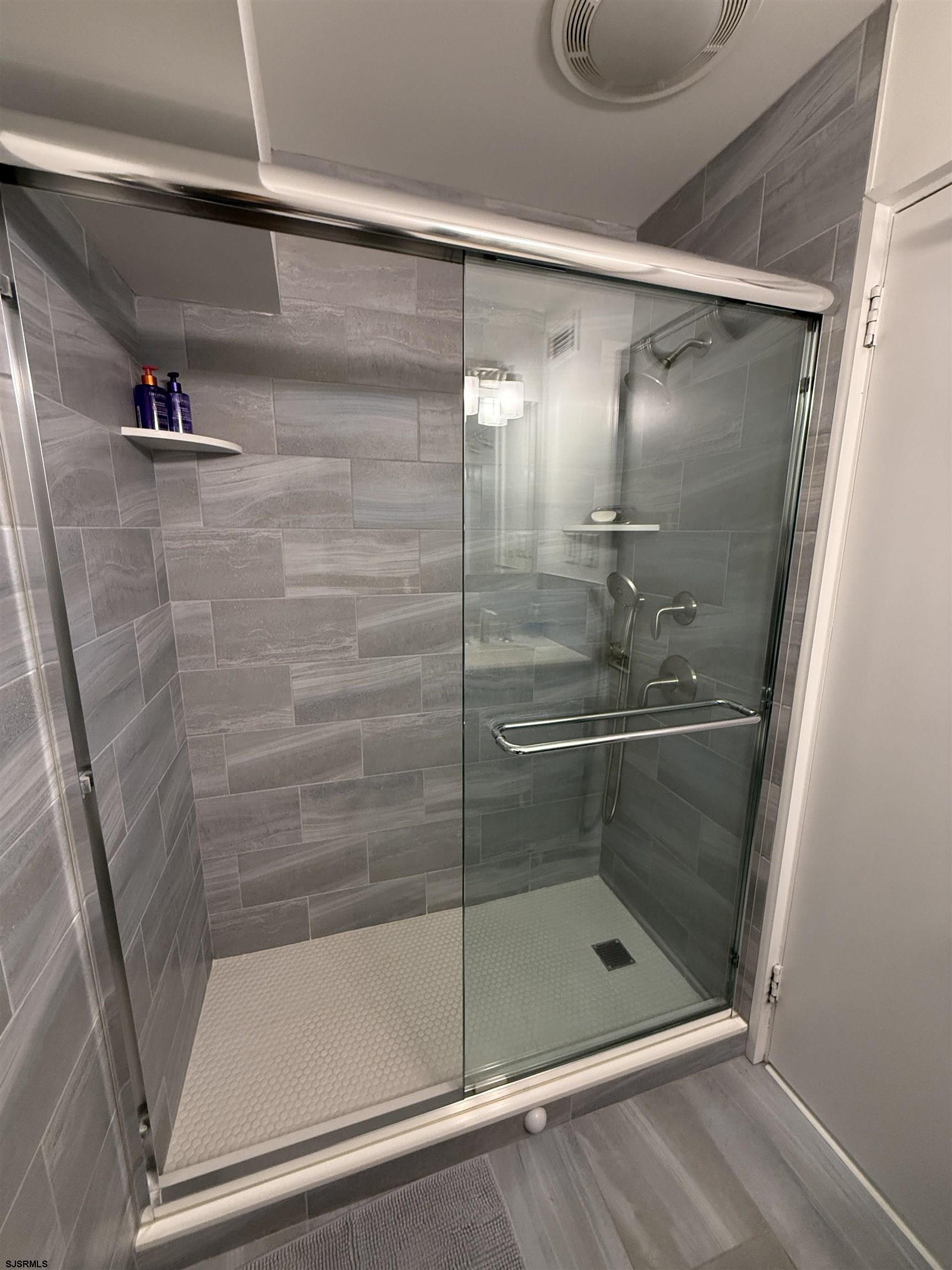 101 S Raleigh Ave Unit: 733