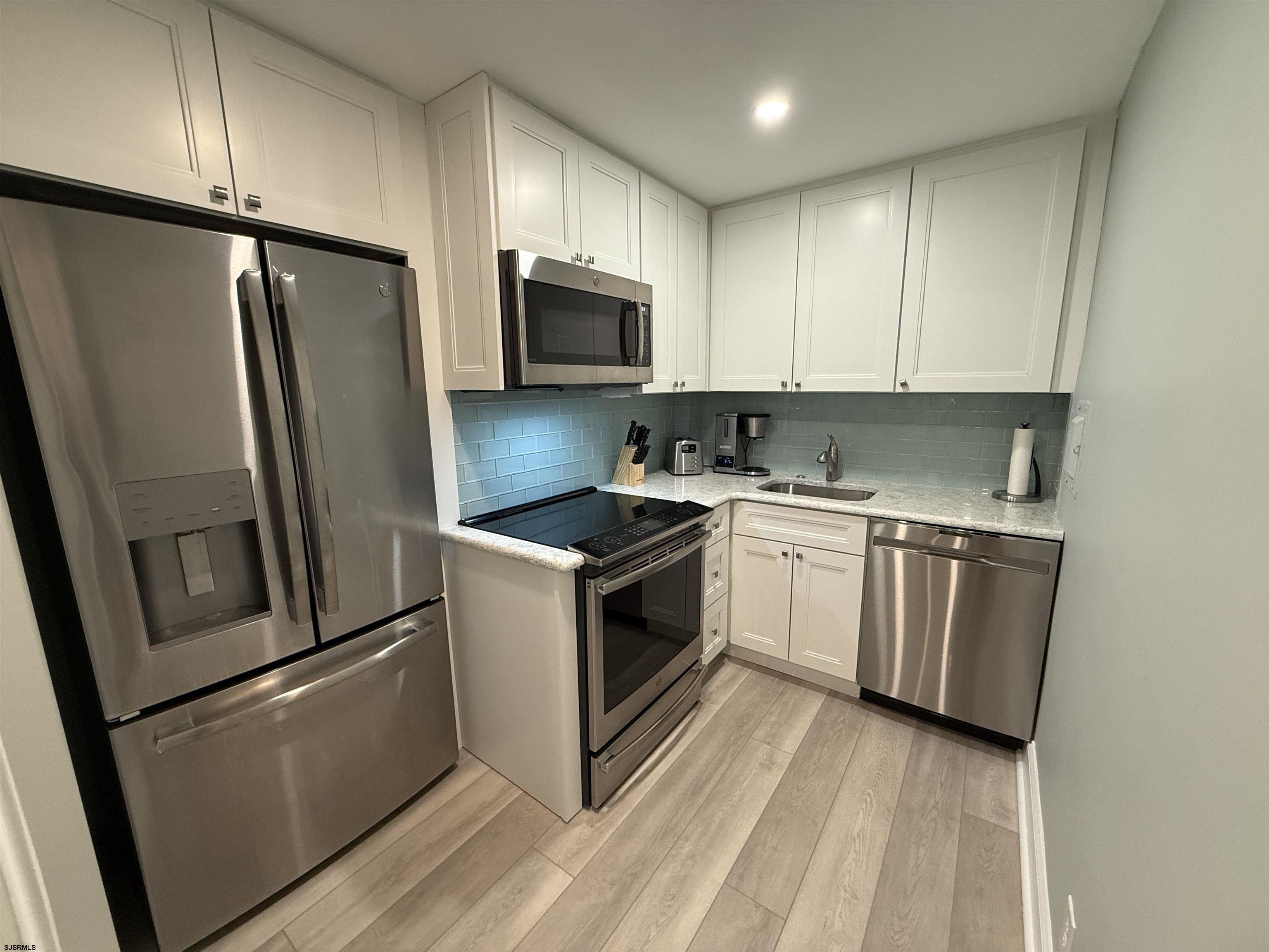101 S Raleigh Ave Unit: 733