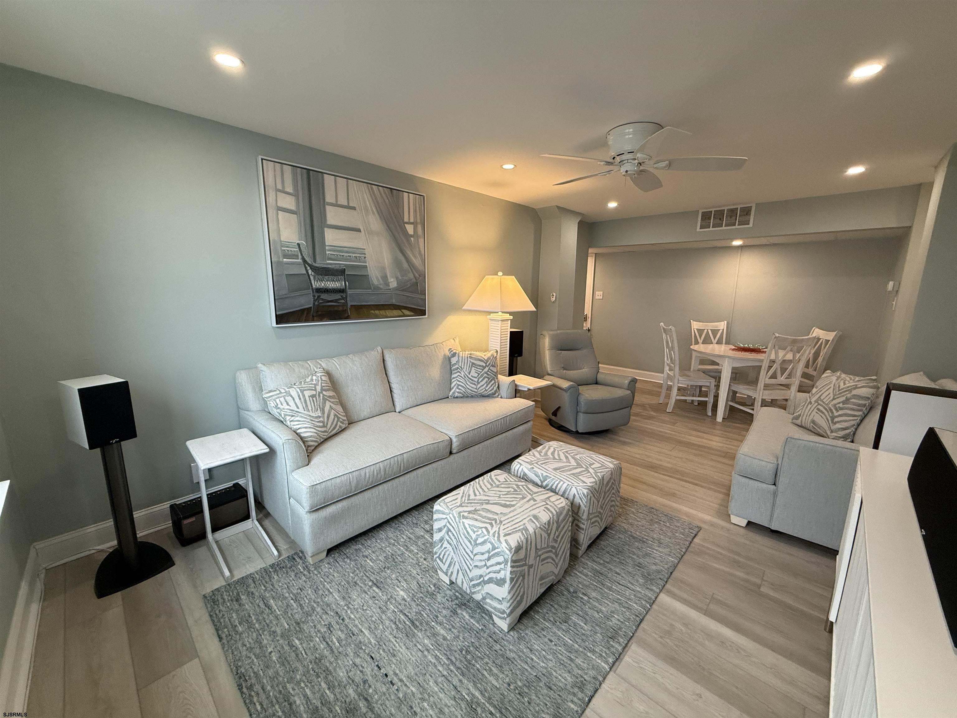 101 S Raleigh Ave Unit: 733