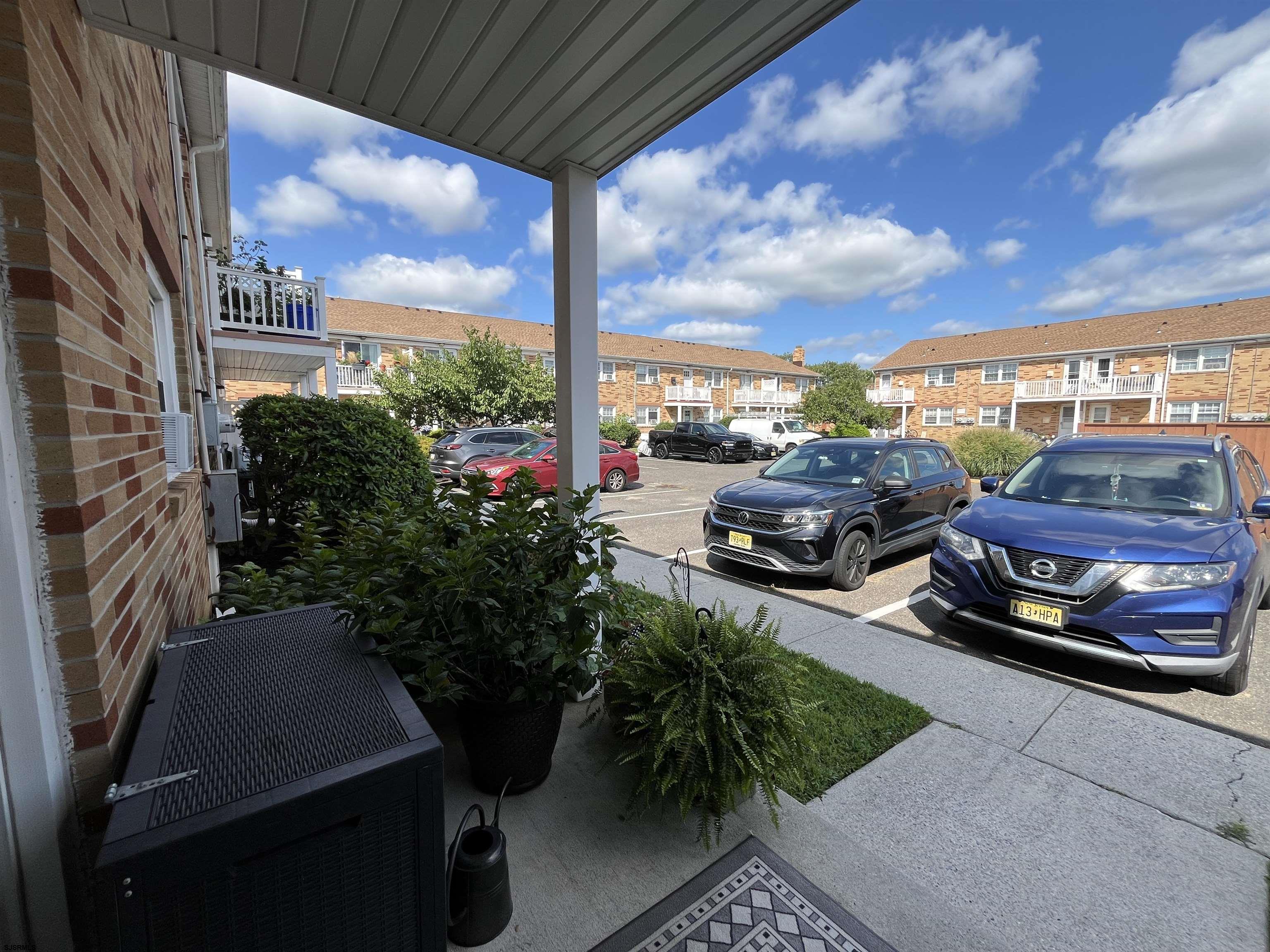 5513 Suffolk Ct Unit: R5