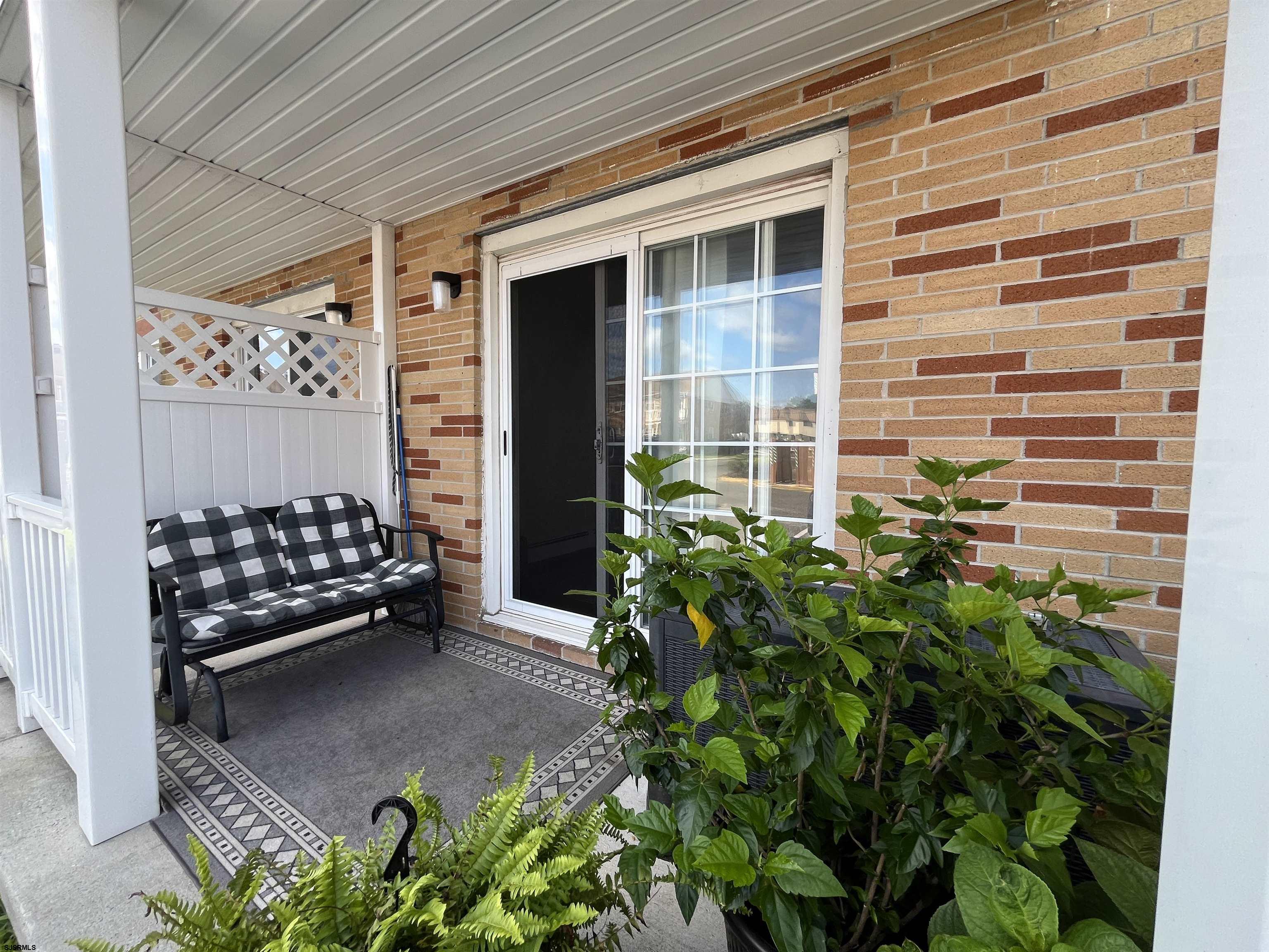 5513 Suffolk Ct Unit: R5