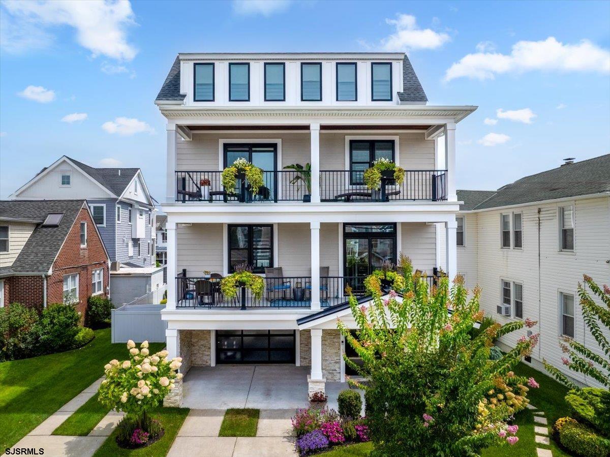 21 N Douglas Ave