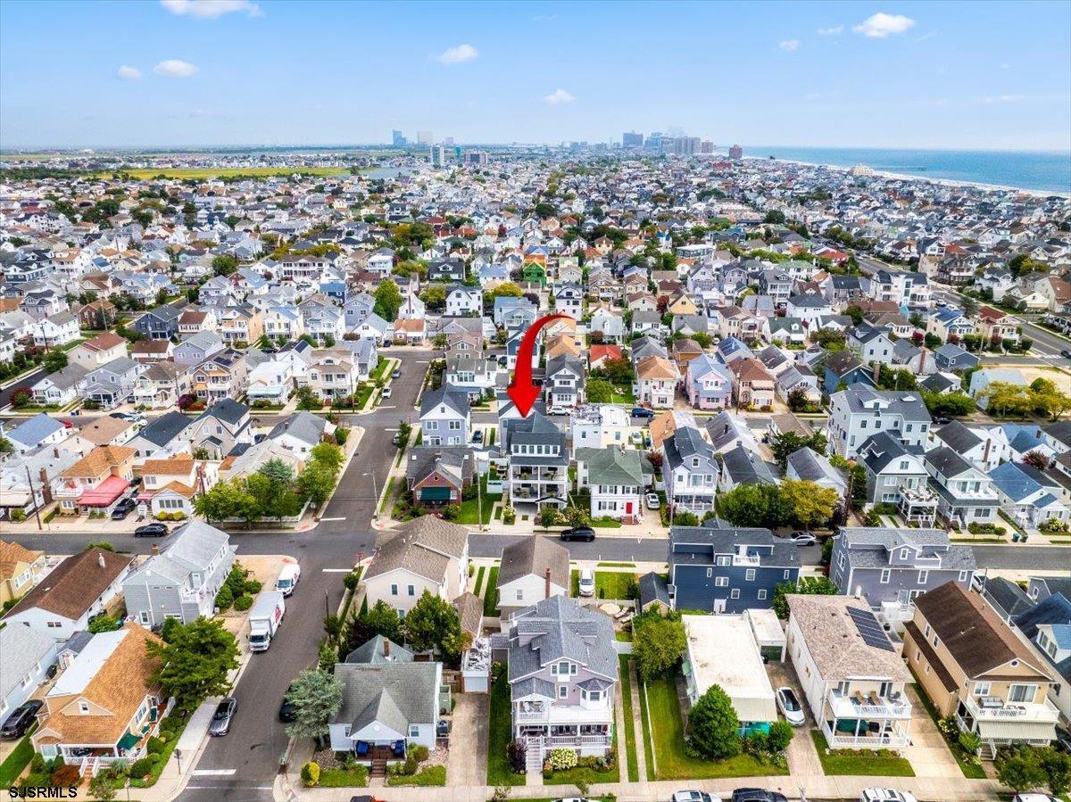 21 N Douglas Ave