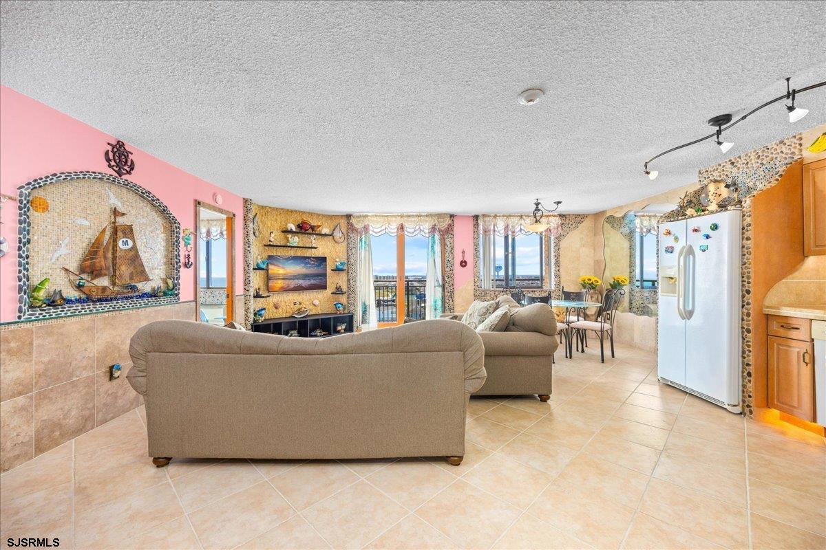 9600 Atlantic Ave Unit: 814