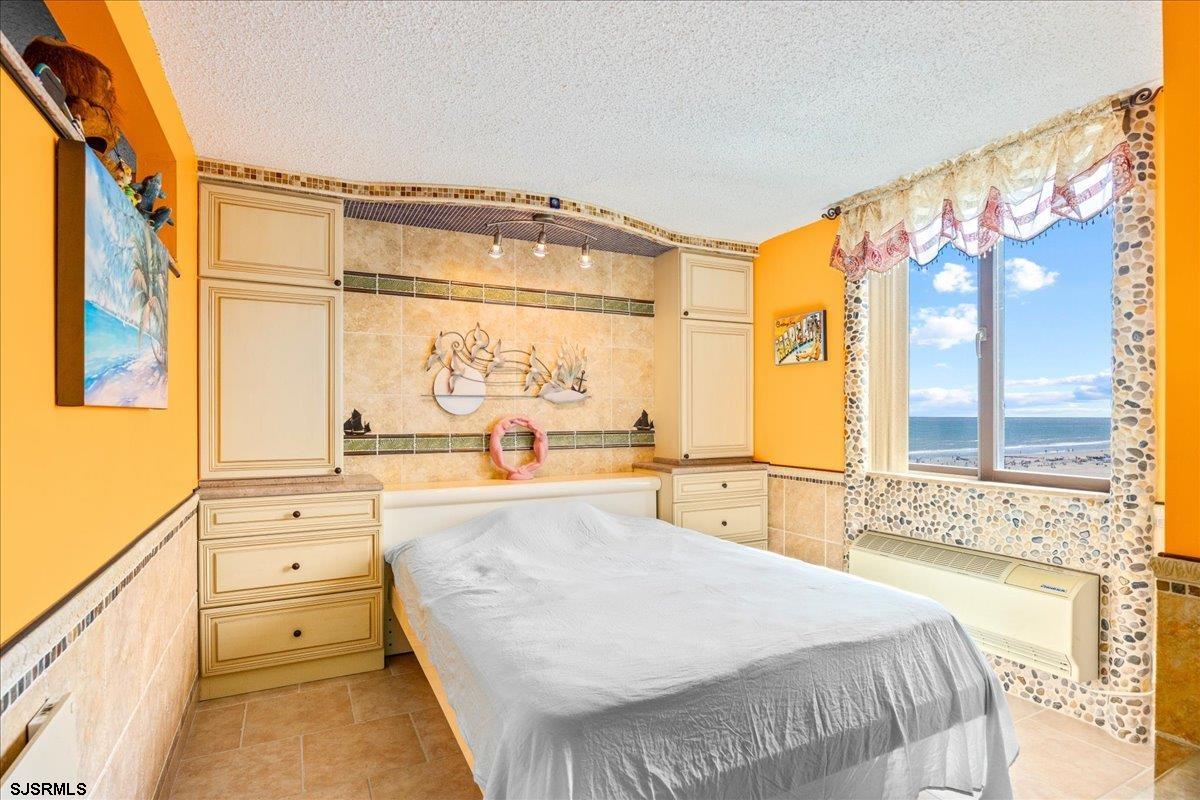 9600 Atlantic Ave Unit: 814